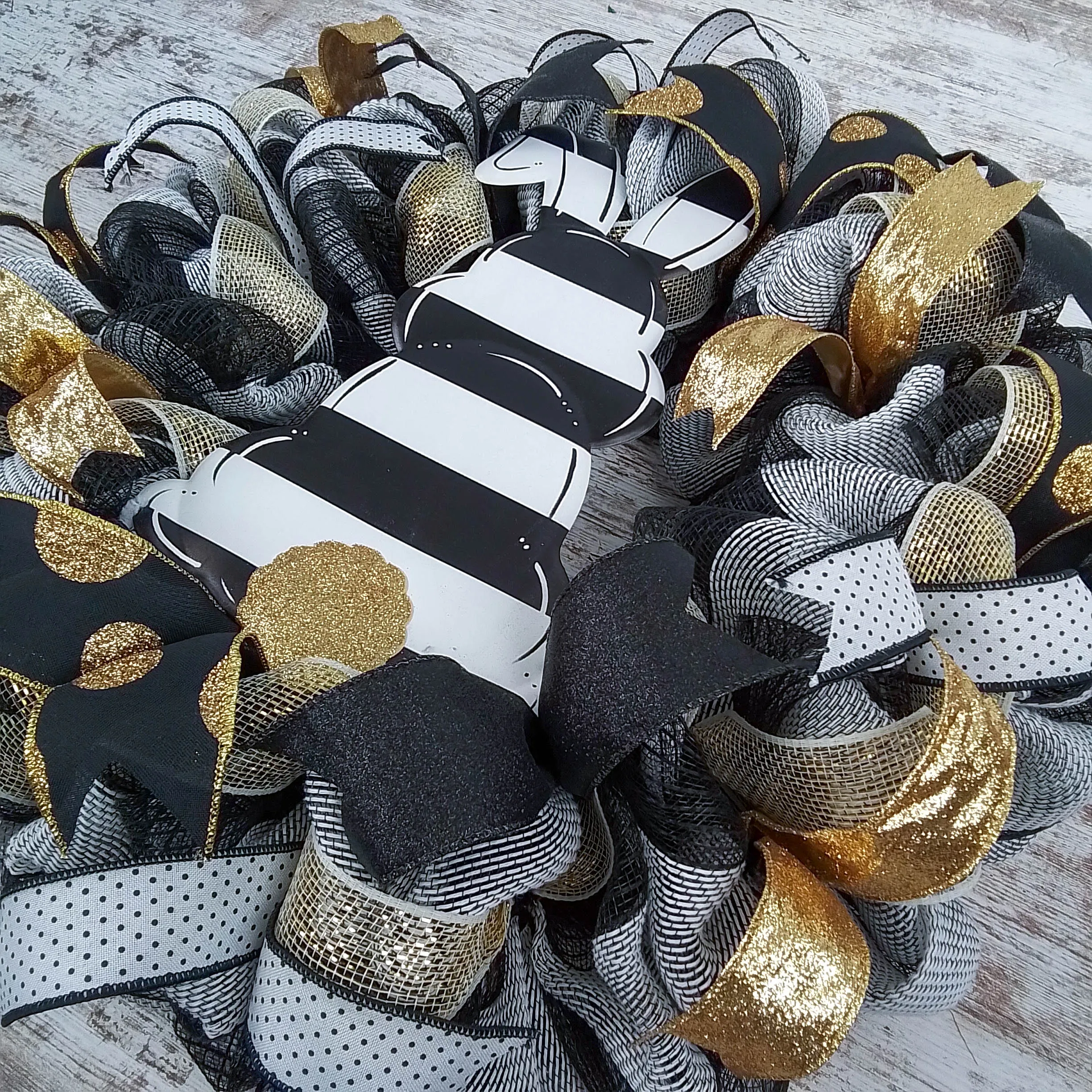 Black and White Easter Wreath - Gold Bunny Design