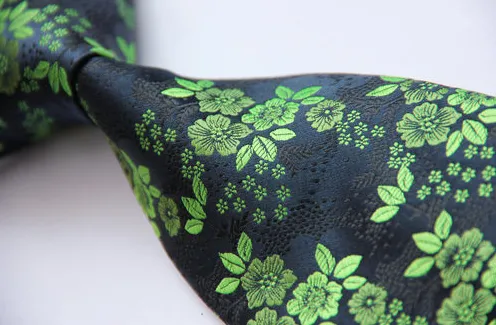 Green Floral Silk Necktie