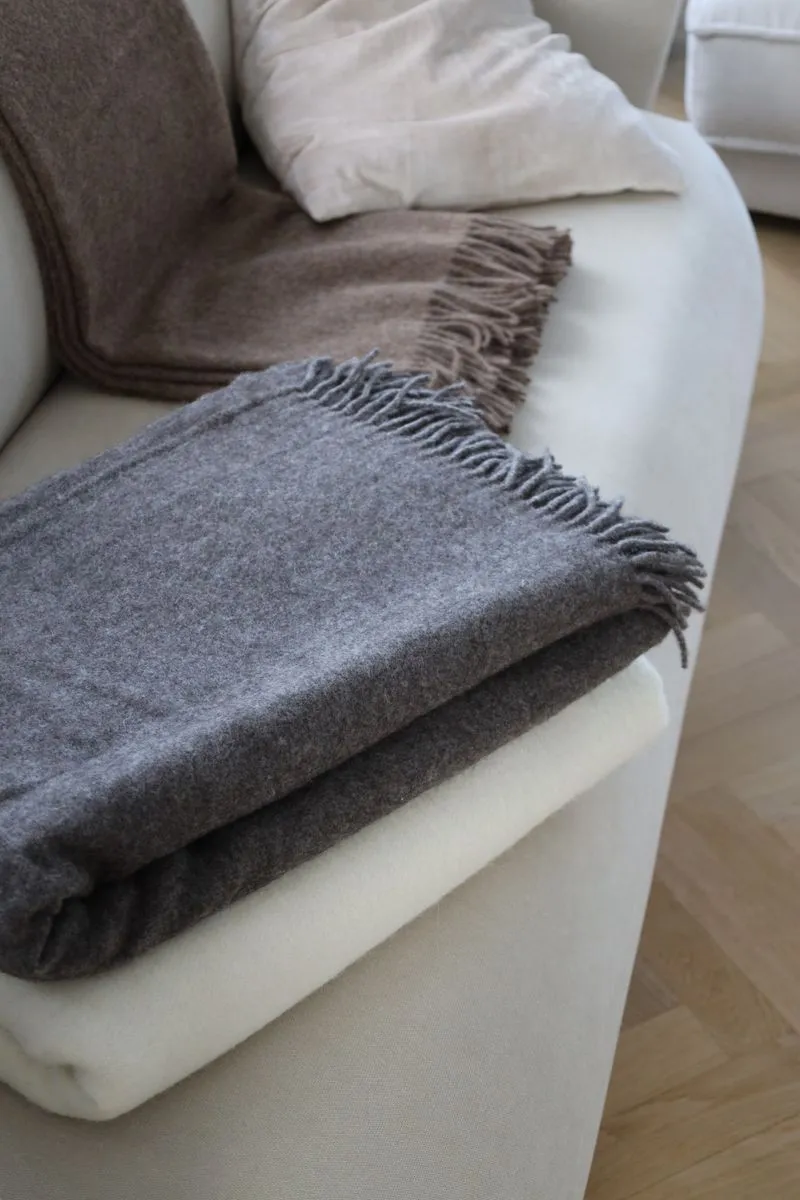 Julia Throw | Alpaca/lambswool mix | 140x240 cm
